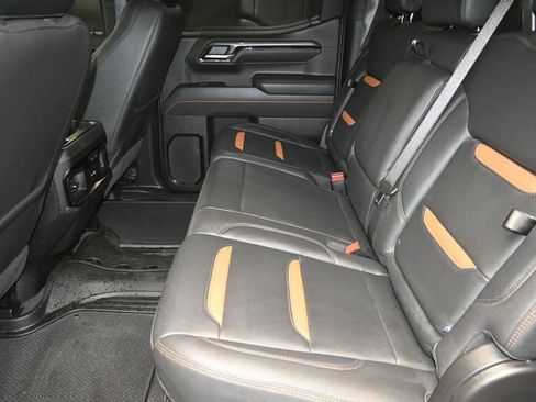 Used 2025 GMC Sierra 1500 AT4 AWD/4WD image 17