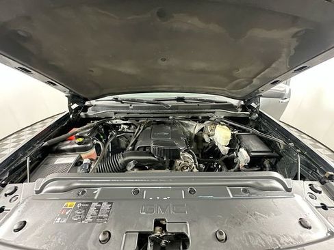 Used 2015 GMC Sierra 2500 SLT w/ All-Terrain HD Package image 30