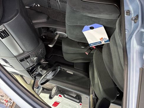 Used 2012 Nissan Versa 1.8 S w/ Special Edition Pkg image 24