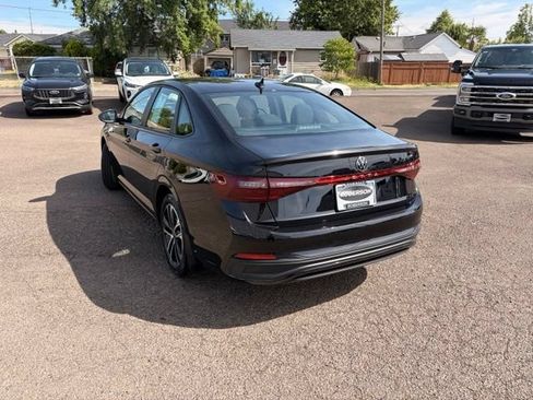 Used 2025 Volkswagen Jetta Sport FWD image 12