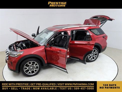 Used 2025 Ford Explorer Platinum w/ Ultimate Package image 22