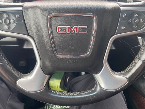 Used 2018 GMC Yukon XL SLT w/ Open Road Package AWD/4WD image 20