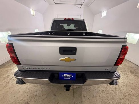 Used 2017 Chevrolet Silverado 1500 LT w/ All Star Edition AWD/4WD image 4