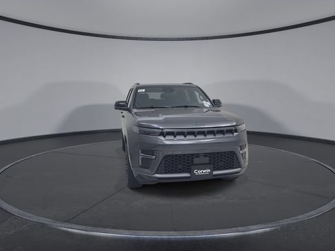 New 2026 Jeep Grand Wagoneer Limited AWD/4WD image 4