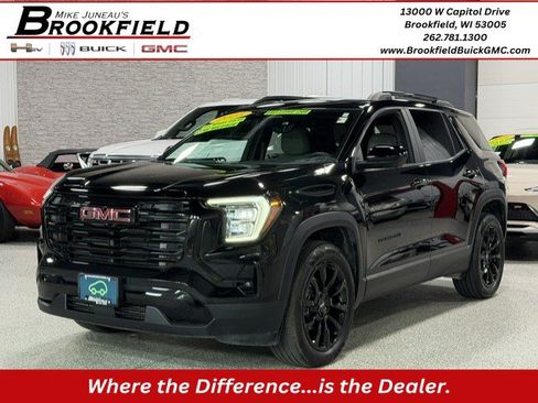 Certified 2025 GMC Terrain Elevation w/ Elevation Premium Package AWD/4WD image 1