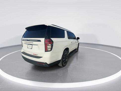 Used 2022 Chevrolet Suburban RST w/ Luxury Package AWD/4WD image 8