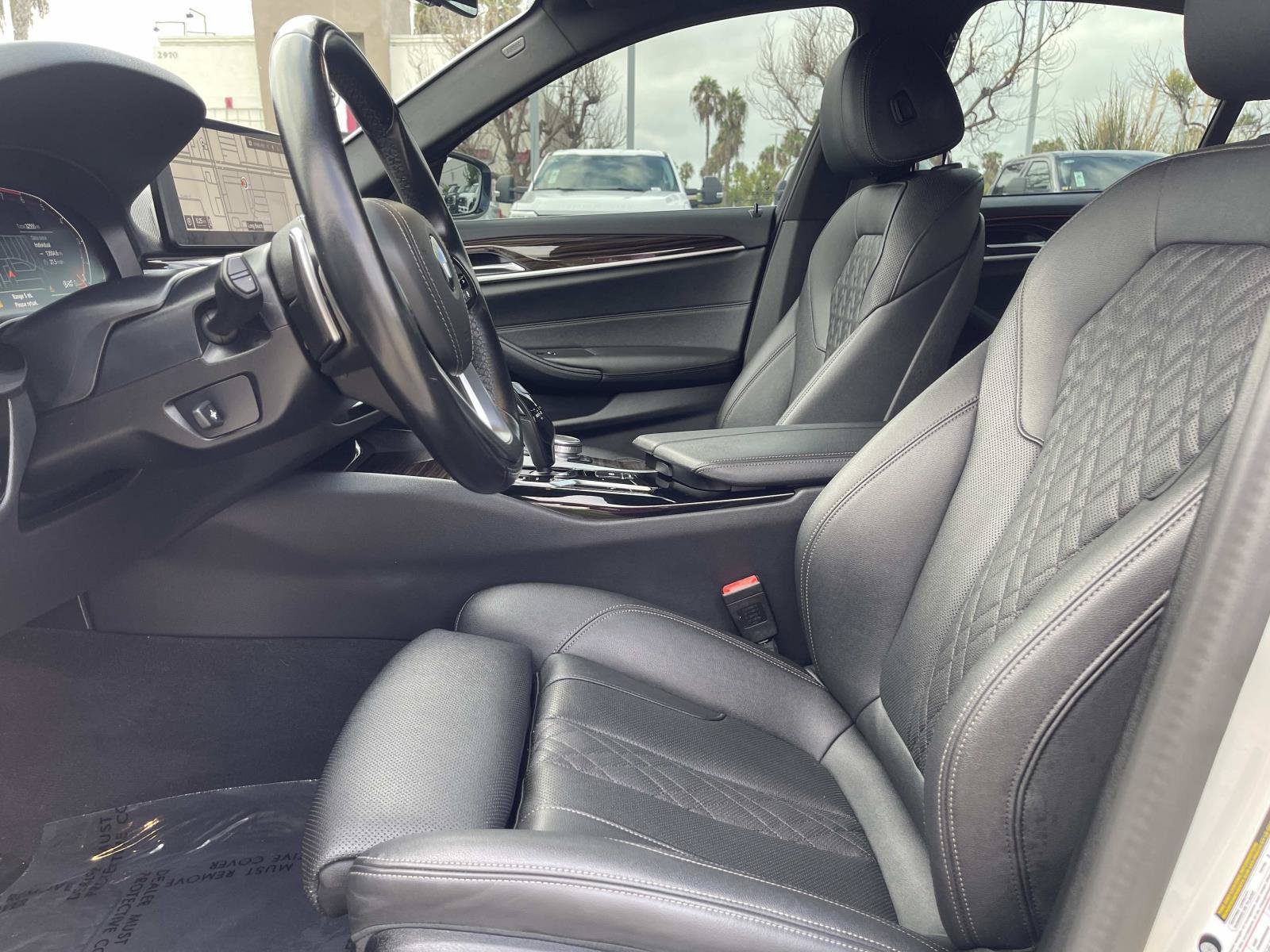 Used 2023 BMW 530i w/ Convenience Package RWD image 18