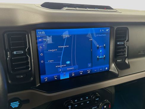 Used 2023 Ford Bronco Wildtrak image 14