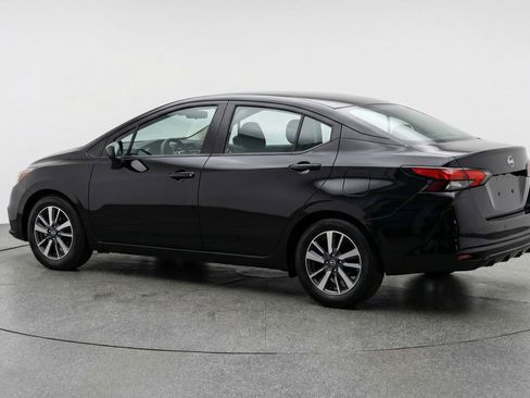 Used 2025 Nissan Versa SV FWD image 5
