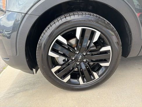Certified 2023 Kia Telluride SX FWD image 9