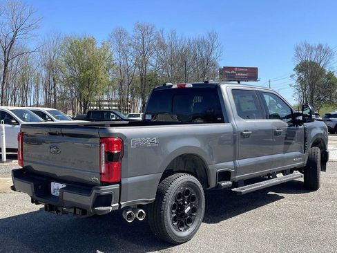 New 2026 Ford F250 Lariat w/ Black Appearance Package AWD/4WD image 3