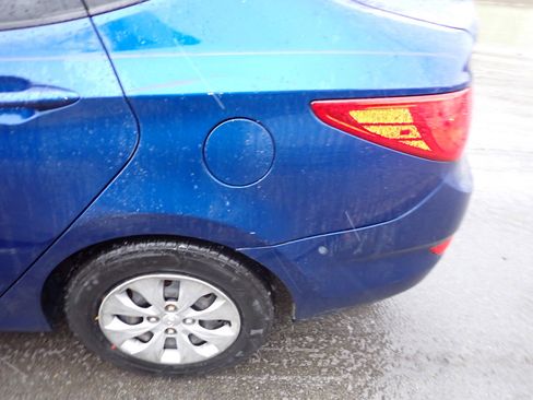 Used 2015 Hyundai Accent GLS image 16