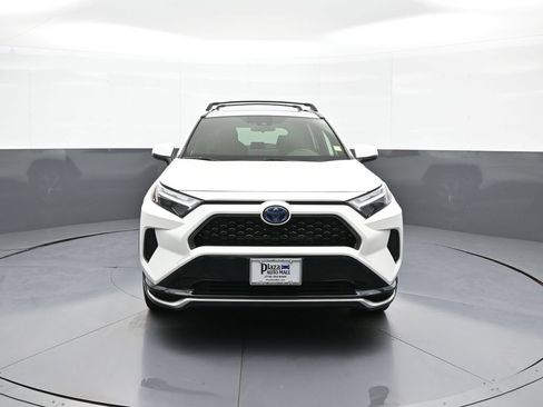 Used 2023 Toyota RAV4 SE w/ Weather & Moonroof Package AWD/4WD image 2
