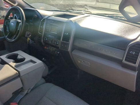 Used 2019 Ford F550 4x4 Crew Cab Super Duty image 28