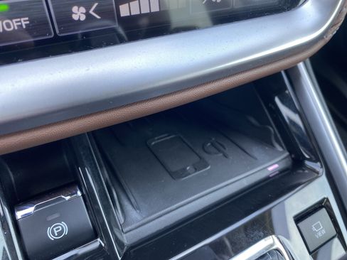 Used 2023 Subaru Outback Touring w/ Tech Package 2 image 33