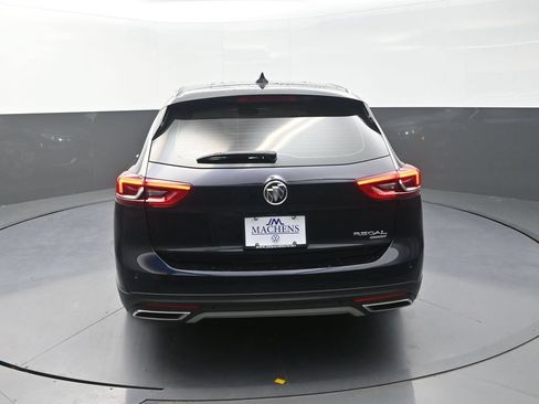 Used 2019 Buick Regal Preferred w/ Sights and Sounds Package AWD/4WD image 9