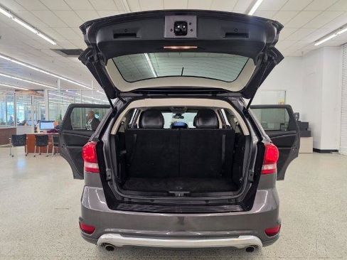 Used 2018 Dodge Journey Crossroad FWD image 40