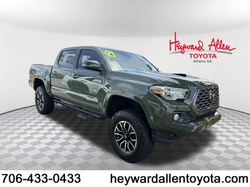 Used 2021 Toyota Tacoma TRD Sport AWD/4WD image 1