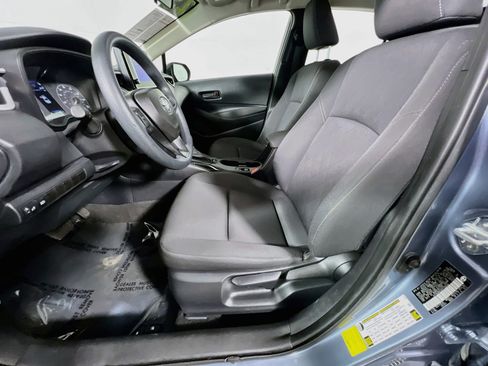 Used 2025 Toyota Corolla LE FWD image 15