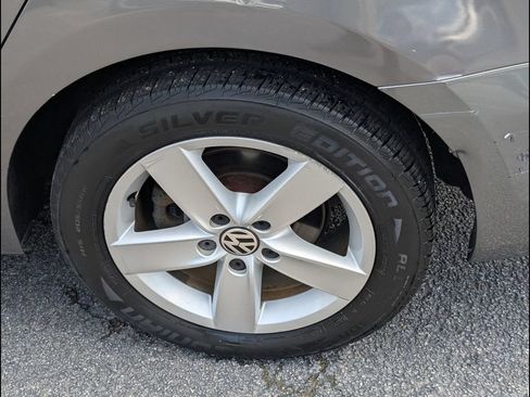 Used 2012 Volkswagen Jetta TDI FWD image 21