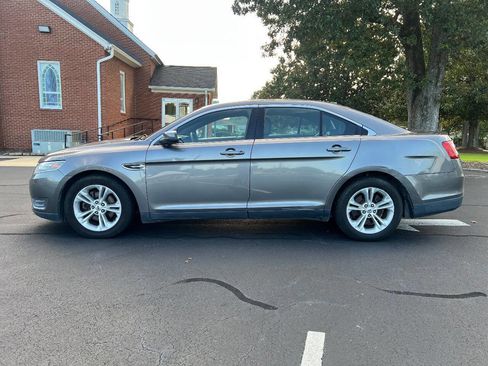 Used 2013 Ford Taurus SEL image 8