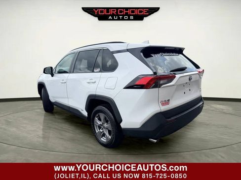 Used 2022 Toyota RAV4 XLE w/ Convenience Package AWD/4WD image 3