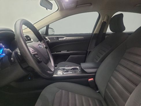 Used 2017 Ford Fusion SE image 17