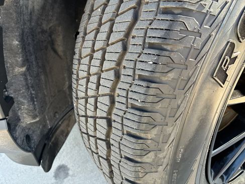 Used 2022 Ford Explorer XLT RWD image 38
