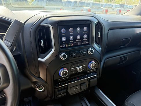 Used 2021 GMC Sierra 1500 AT4 w/ AT4 Value Package image 18