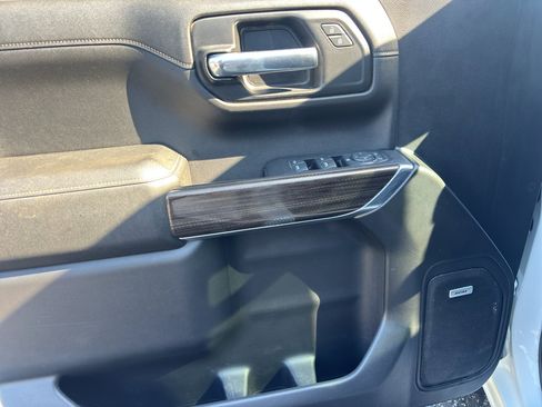 Used 2020 Chevrolet Silverado 1500 RST image 14