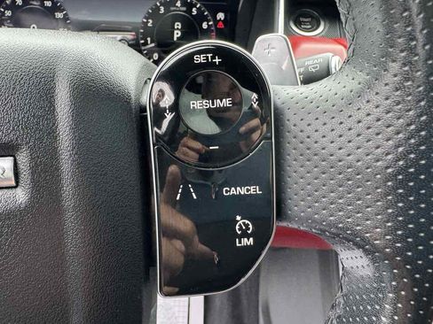 Used 2019 Land Rover Range Rover Sport Supercharged image 15