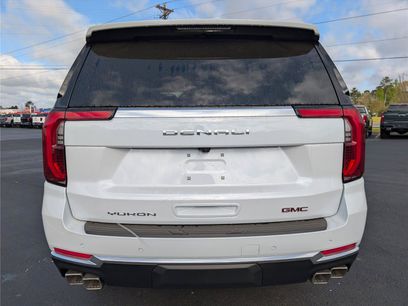New 2026 GMC Yukon XL Denali w/ Sun & Power Step Package