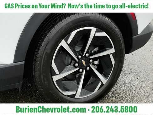 New 2026 Chevrolet Equinox EV LT FWD image 38
