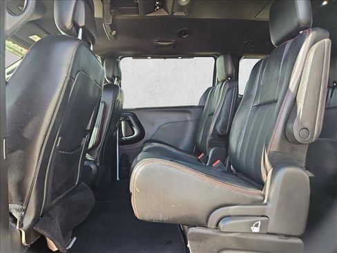 Used 2019 Dodge Grand Caravan GT FWD image 19