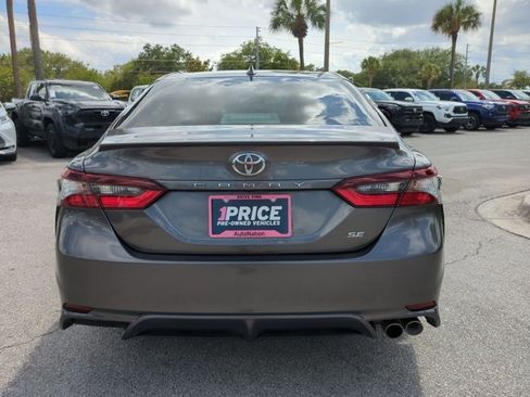 Used 2023 Toyota Camry SE FWD image 7