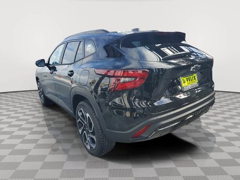 New 2026 Chevrolet Trax RS image 4