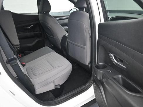 Used 2023 Hyundai Santa Cruz SEL FWD image 12