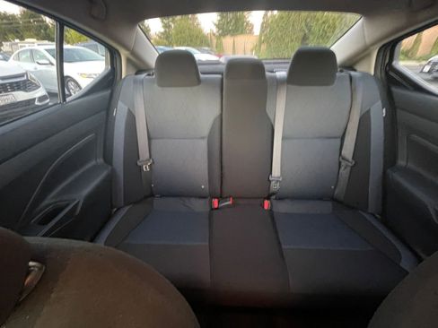 Used 2025 Nissan Versa SV FWD image 37