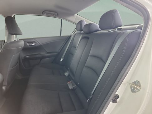 Used 2015 Honda Accord Sport image 18