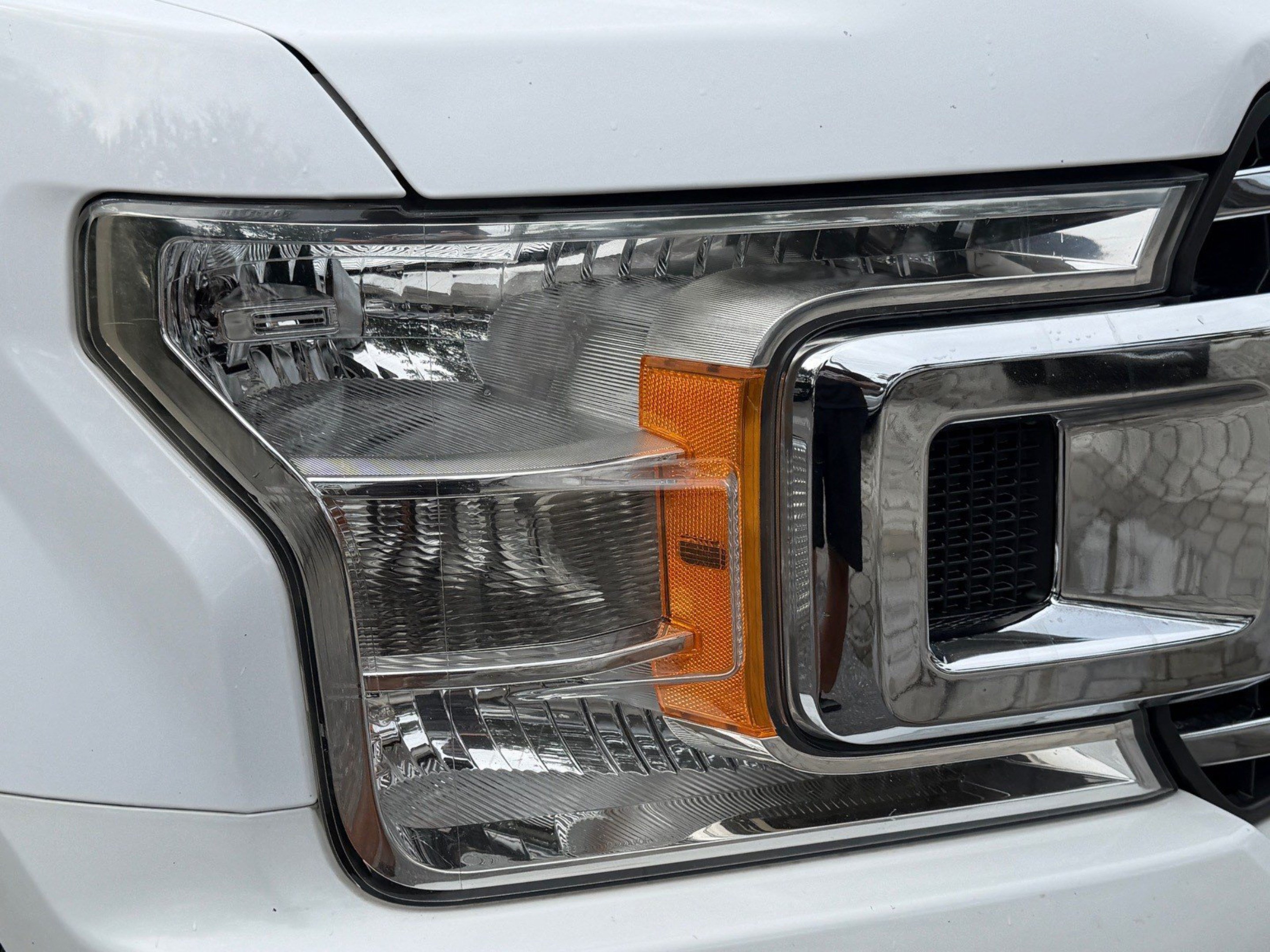 Used 2018 Ford F150 XL w/ Equipment Group 101A Mid RWD image 9