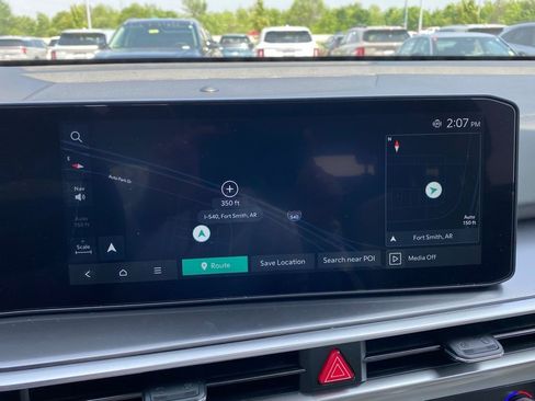 Certified 2025 Kia Sorento S w/ Panoramic Sunroof Package FWD image 16