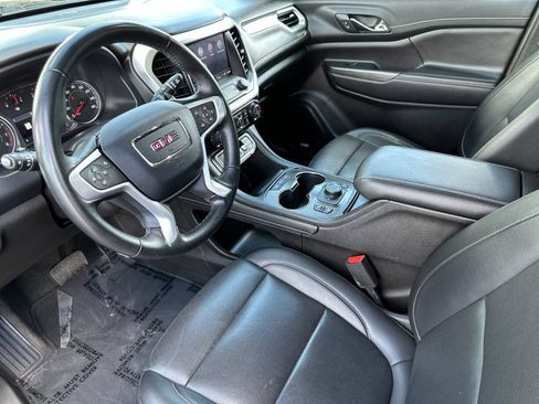 Used 2023 GMC Acadia SLT AWD/4WD image 9