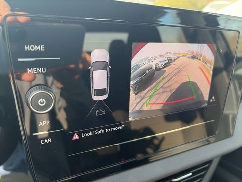 Used 2025 Volkswagen Jetta S image 13