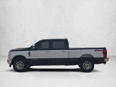 Certified 2022 Ford F250 Lariat w/ Lariat Value Package AWD/4WD image 8