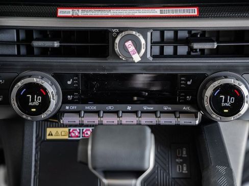 New 2025 Toyota 4Runner Limited image 24