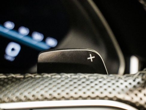 Used 2022 Audi SQ5 Prestige w/ Prestige Package image 31