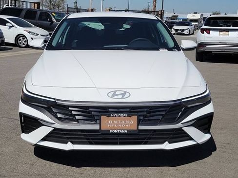 New 2026 Hyundai Elantra SE FWD image 29