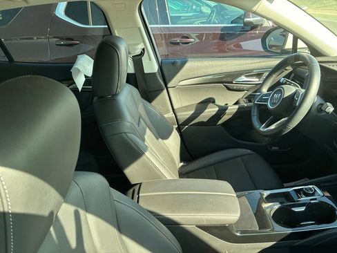 Used 2024 Buick Envision Preferred AWD/4WD image 29