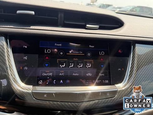 Used 2023 Cadillac XT6 Sport w/ Technology Package AWD/4WD image 8