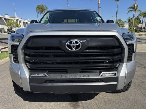 Used 2022 Toyota Tundra SR5 w/ SR5 Convenience Package RWD image 12